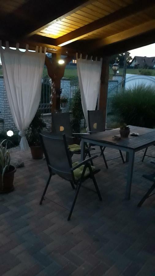 Hotel Farao Vendeghaz Zalaegerszeg Exterior foto